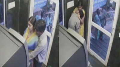 Chennai Mature Aunty Young Lover Sucking Boobs ATM